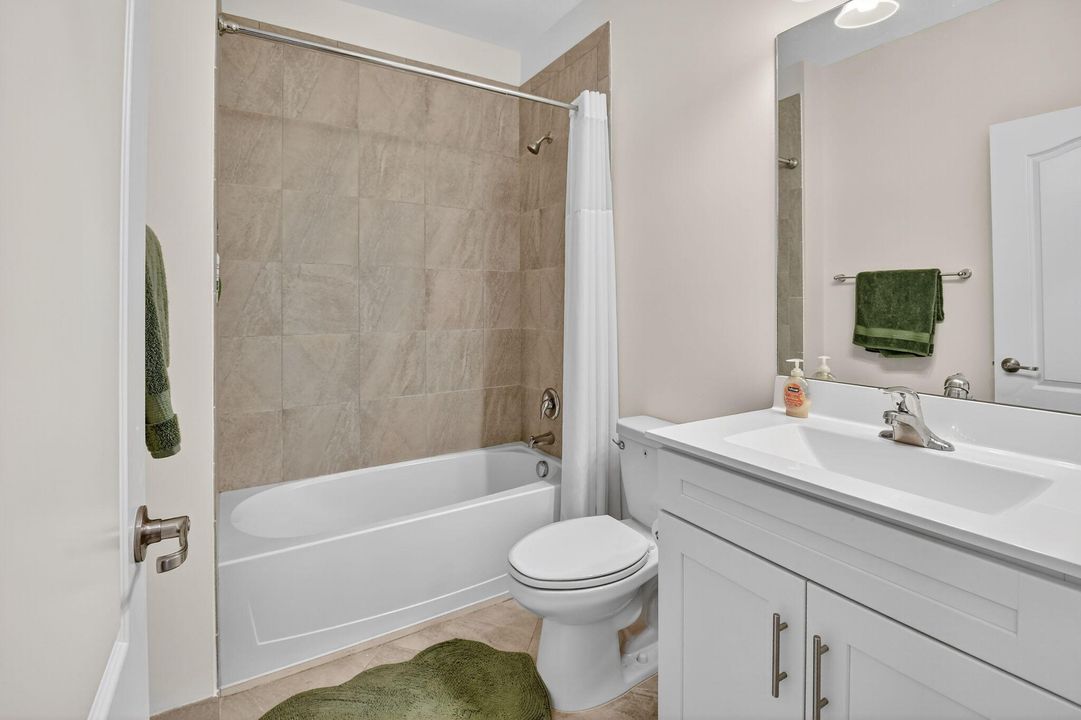 Active With Contract: $599,900 (4 beds, 3 baths, 2008 Square Feet)