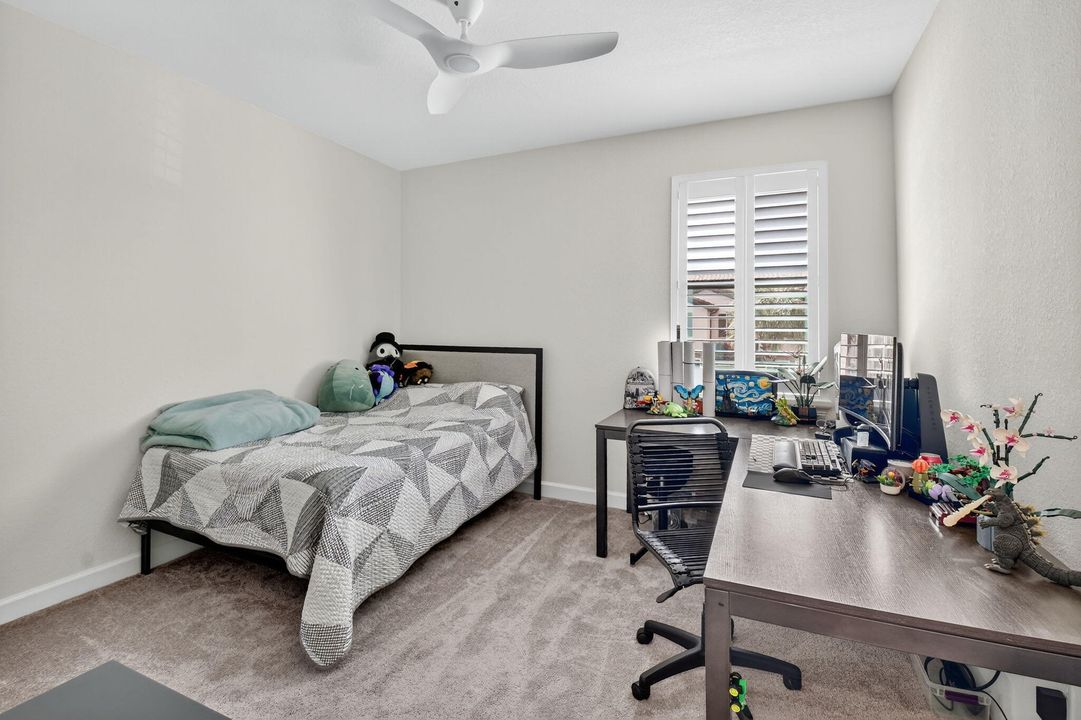 Active With Contract: $599,900 (4 beds, 3 baths, 2008 Square Feet)