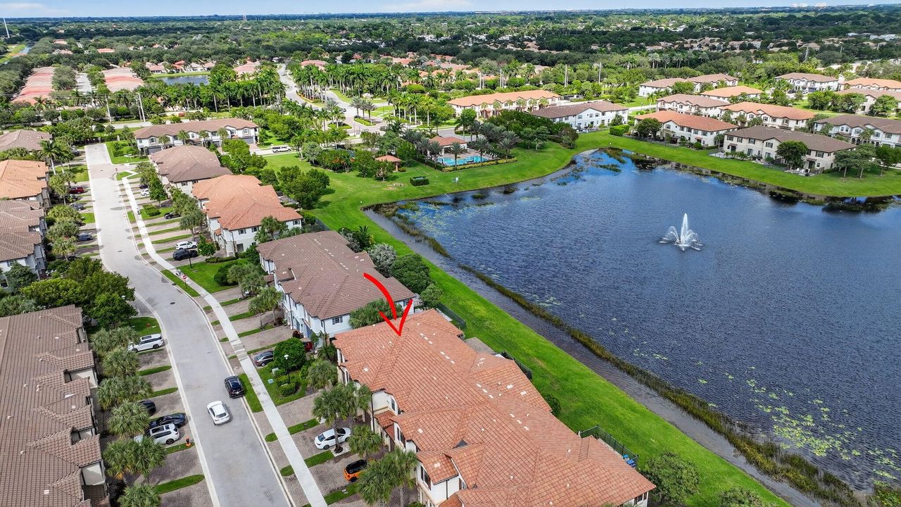 Active With Contract: $599,900 (4 beds, 3 baths, 2008 Square Feet)