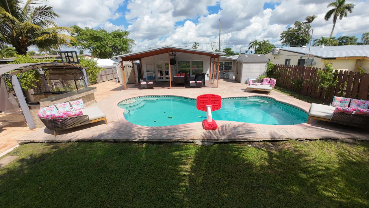 待售: $499,999 (3 贝兹, 2 浴室, 1104 平方英尺)