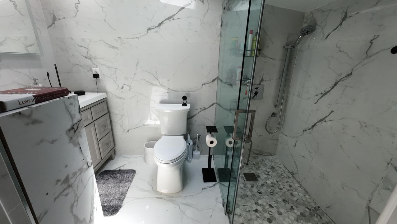 待售: $499,999 (3 贝兹, 2 浴室, 1104 平方英尺)