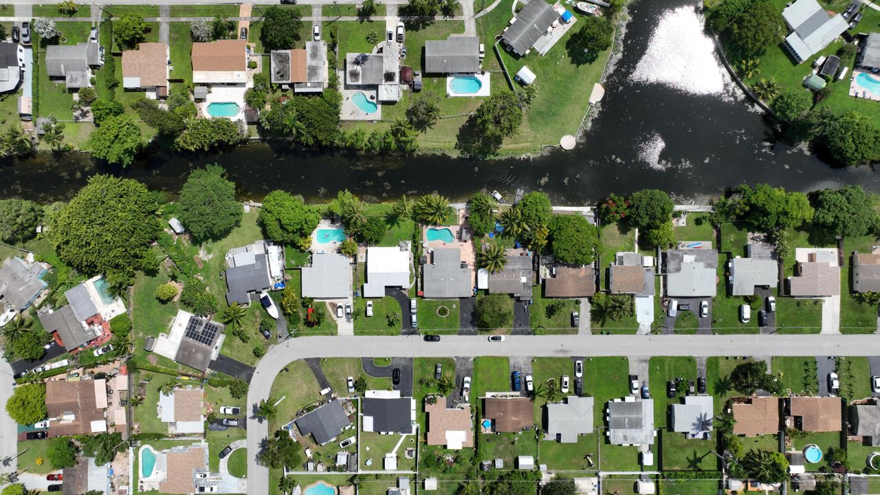 待售: $499,999 (3 贝兹, 2 浴室, 1104 平方英尺)