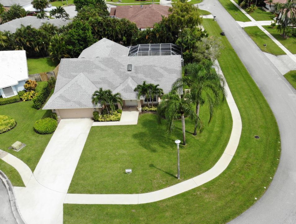 For Rent: $6,500 (4 beds, 2 baths, 2490 Square Feet)