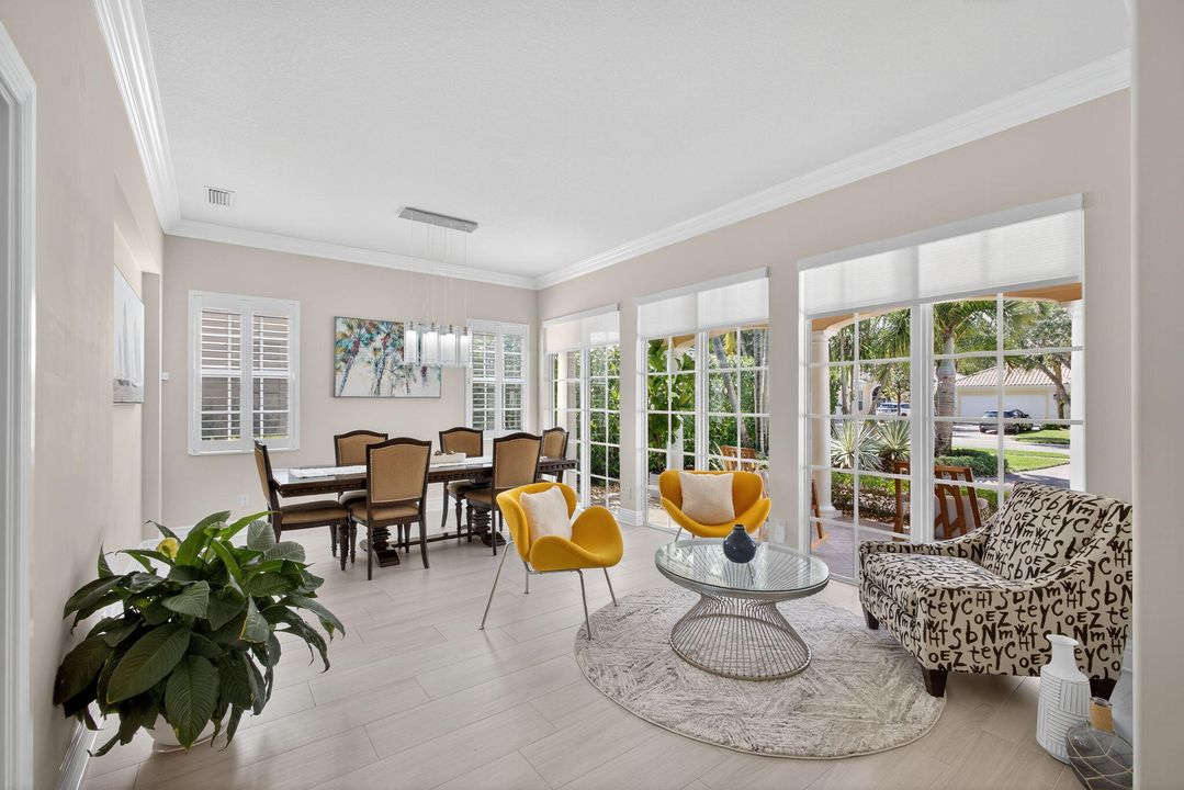 待售: $1,099,000 (4 贝兹, 3 浴室, 2493 平方英尺)