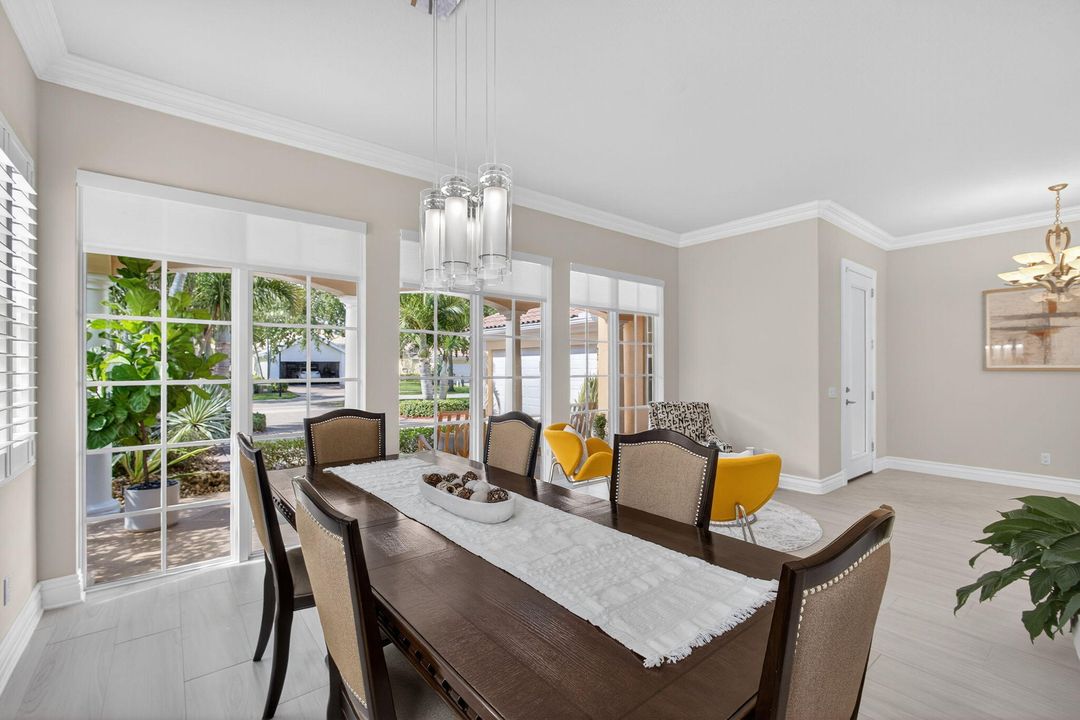 待售: $1,099,000 (4 贝兹, 3 浴室, 2493 平方英尺)