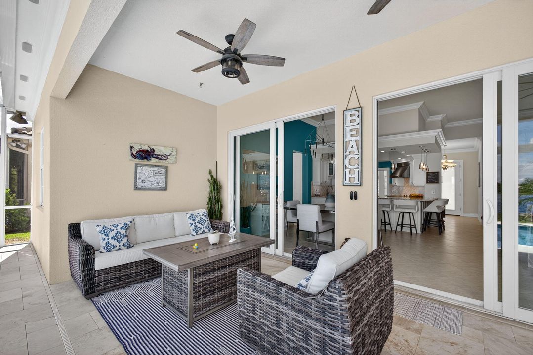 待售: $1,099,000 (4 贝兹, 3 浴室, 2493 平方英尺)