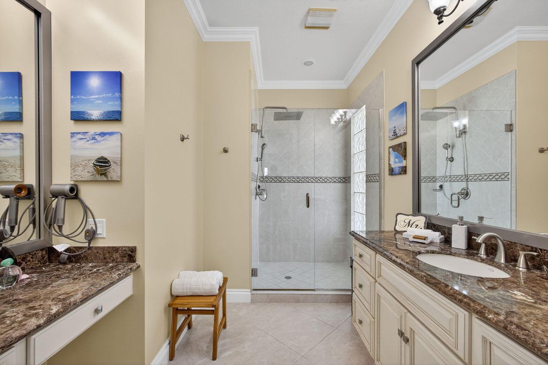 待售: $1,099,000 (4 贝兹, 3 浴室, 2493 平方英尺)