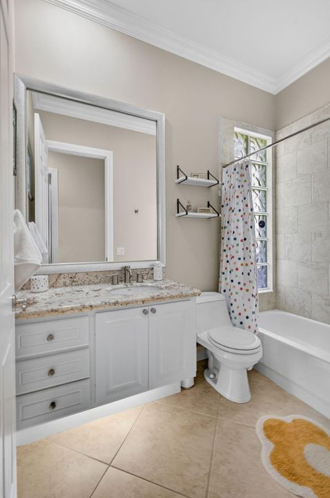 待售: $1,099,000 (4 贝兹, 3 浴室, 2493 平方英尺)