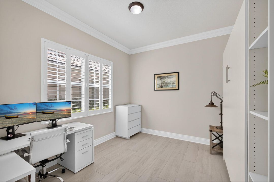 待售: $1,099,000 (4 贝兹, 3 浴室, 2493 平方英尺)