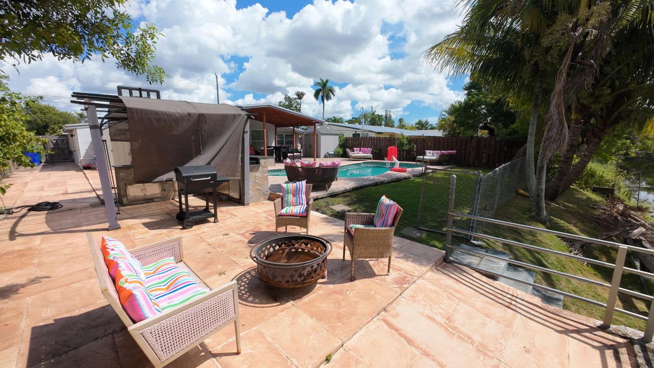 待售: $499,999 (3 贝兹, 2 浴室, 1104 平方英尺)