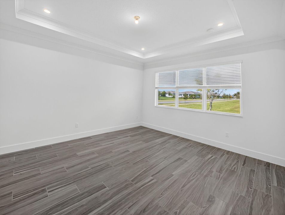 For Sale: $615,000 (2 beds, 2 baths, 2354 Square Feet)