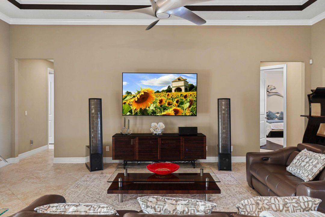 For Sale: $1,227,000 (3 beds, 3 baths, 2496 Square Feet)