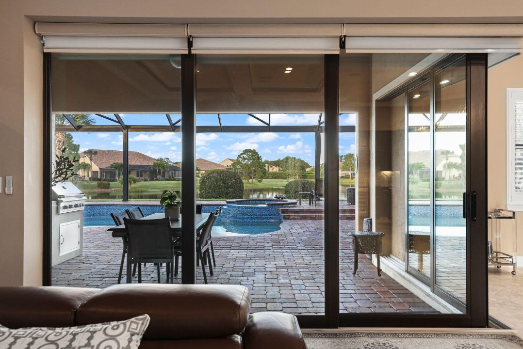 For Sale: $1,227,000 (3 beds, 3 baths, 2496 Square Feet)