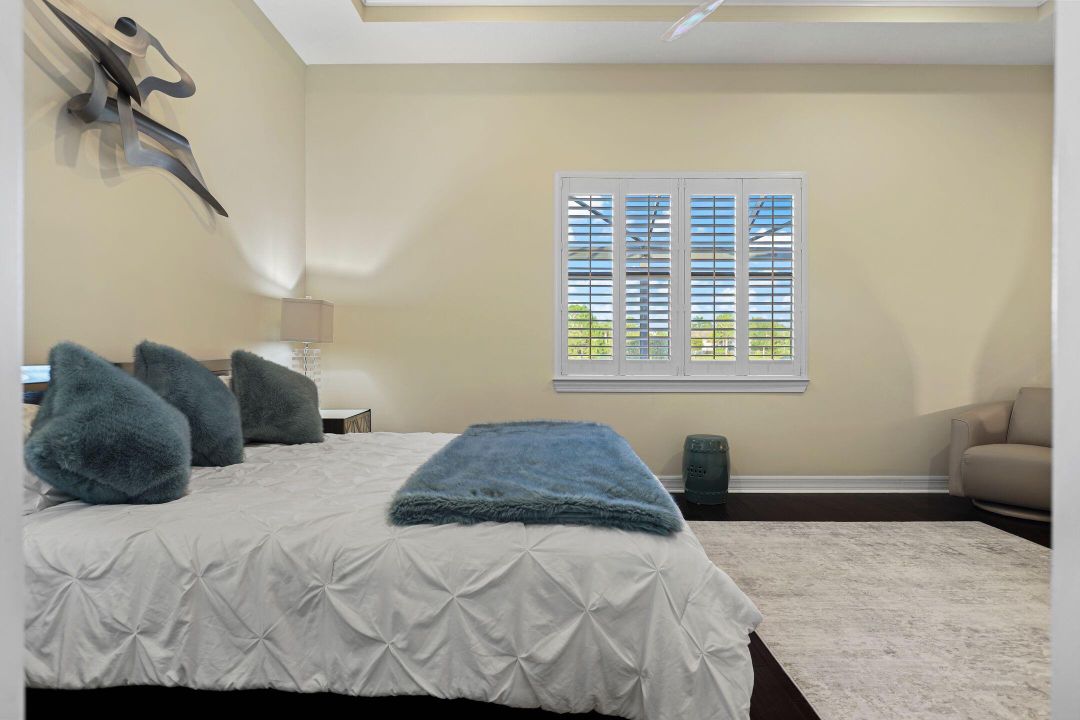 For Sale: $1,227,000 (3 beds, 3 baths, 2496 Square Feet)