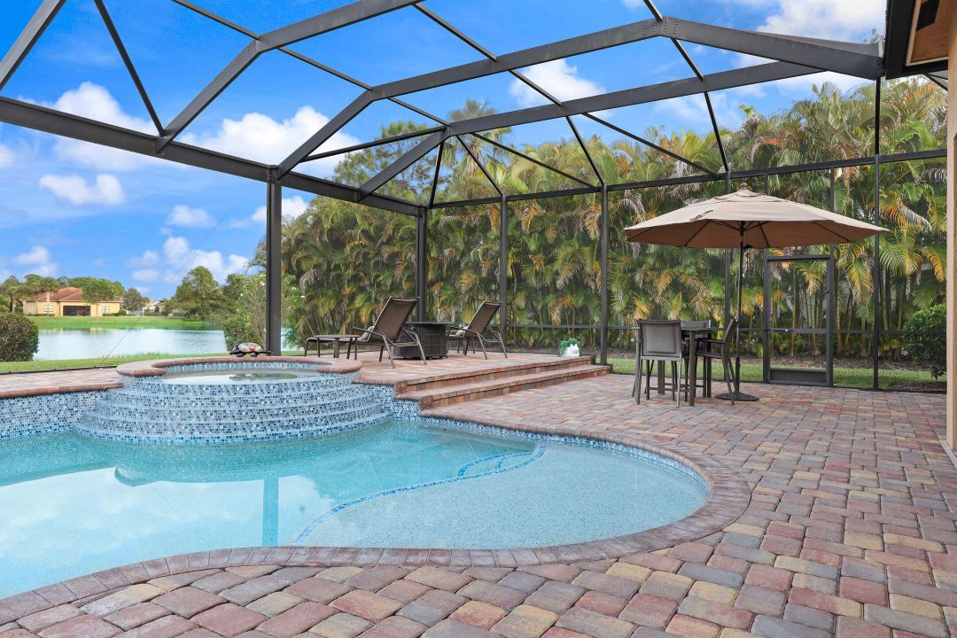 For Sale: $1,227,000 (3 beds, 3 baths, 2496 Square Feet)