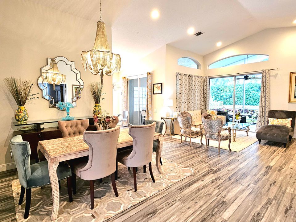 出租: $4,000 (3 贝兹, 2 浴室, 1792 平方英尺)