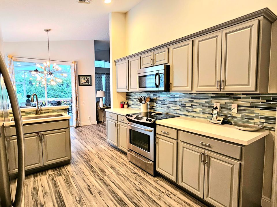 出租: $4,000 (3 贝兹, 2 浴室, 1792 平方英尺)