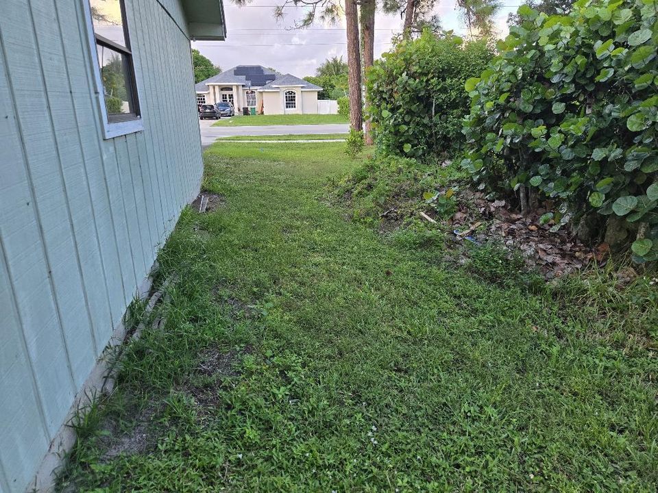 待售: $279,900 (2 贝兹, 2 浴室, 1185 平方英尺)