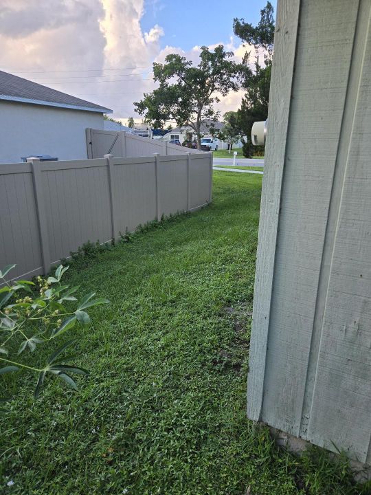 待售: $279,900 (2 贝兹, 2 浴室, 1185 平方英尺)