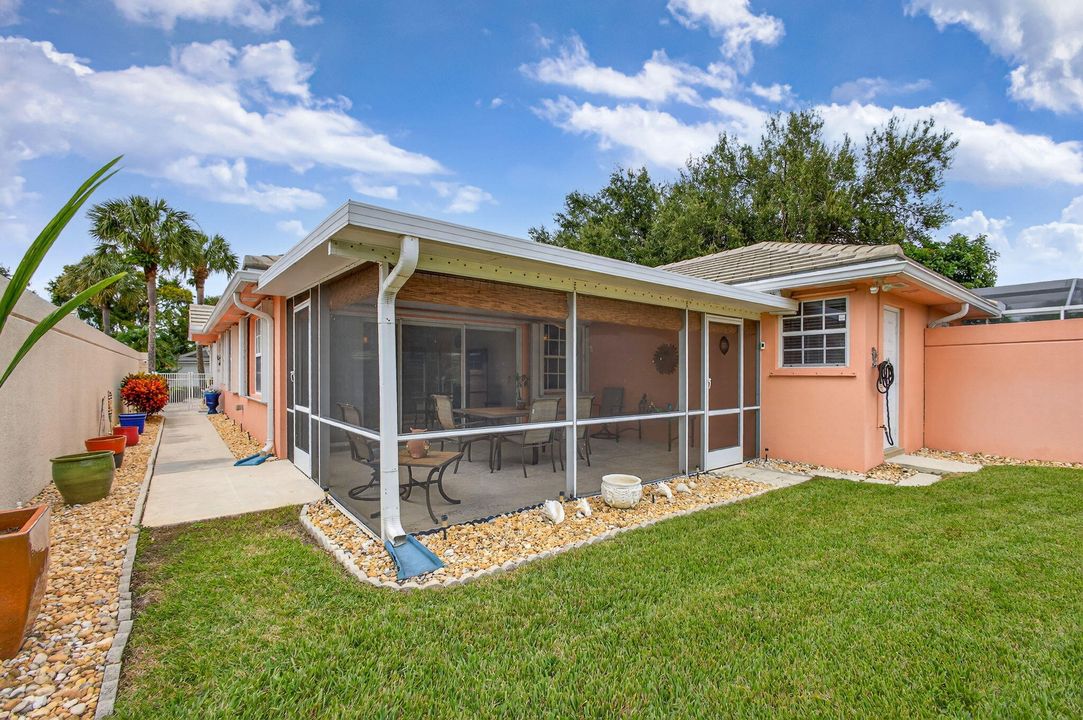 合同活跃: $510,000 (2 贝兹, 2 浴室, 1525 平方英尺)