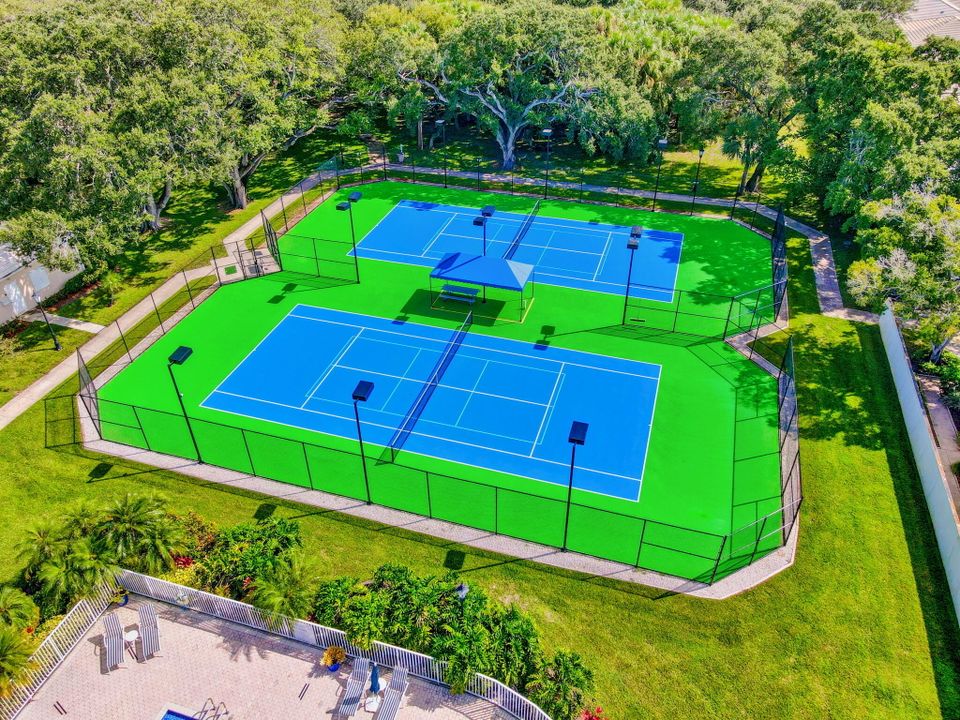 合同活跃: $510,000 (2 贝兹, 2 浴室, 1525 平方英尺)