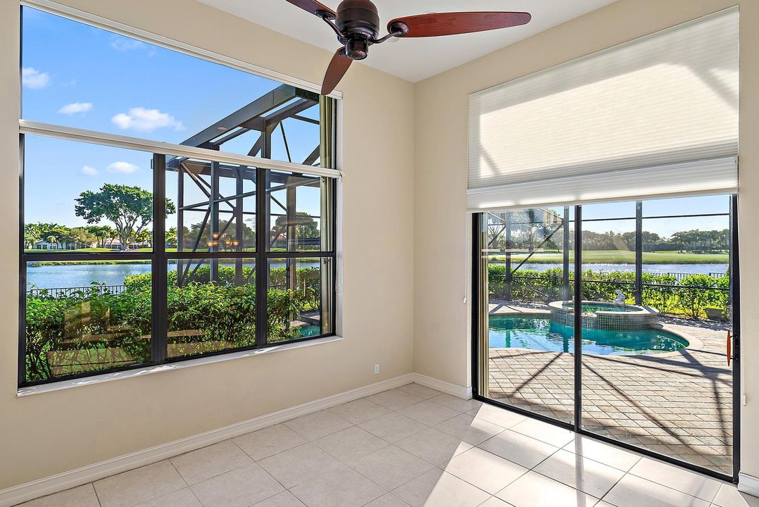 Под контрактом: $1,395,000 (3 спален, 3 ванн, 2853 Квадратных фут)