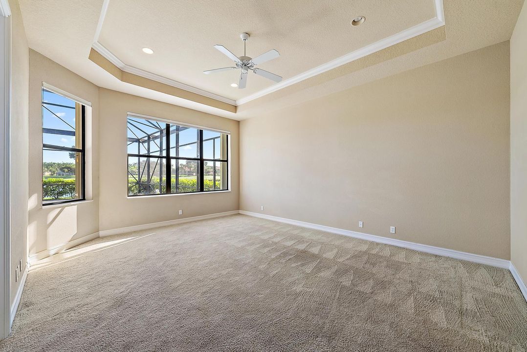 Под контрактом: $1,395,000 (3 спален, 3 ванн, 2853 Квадратных фут)