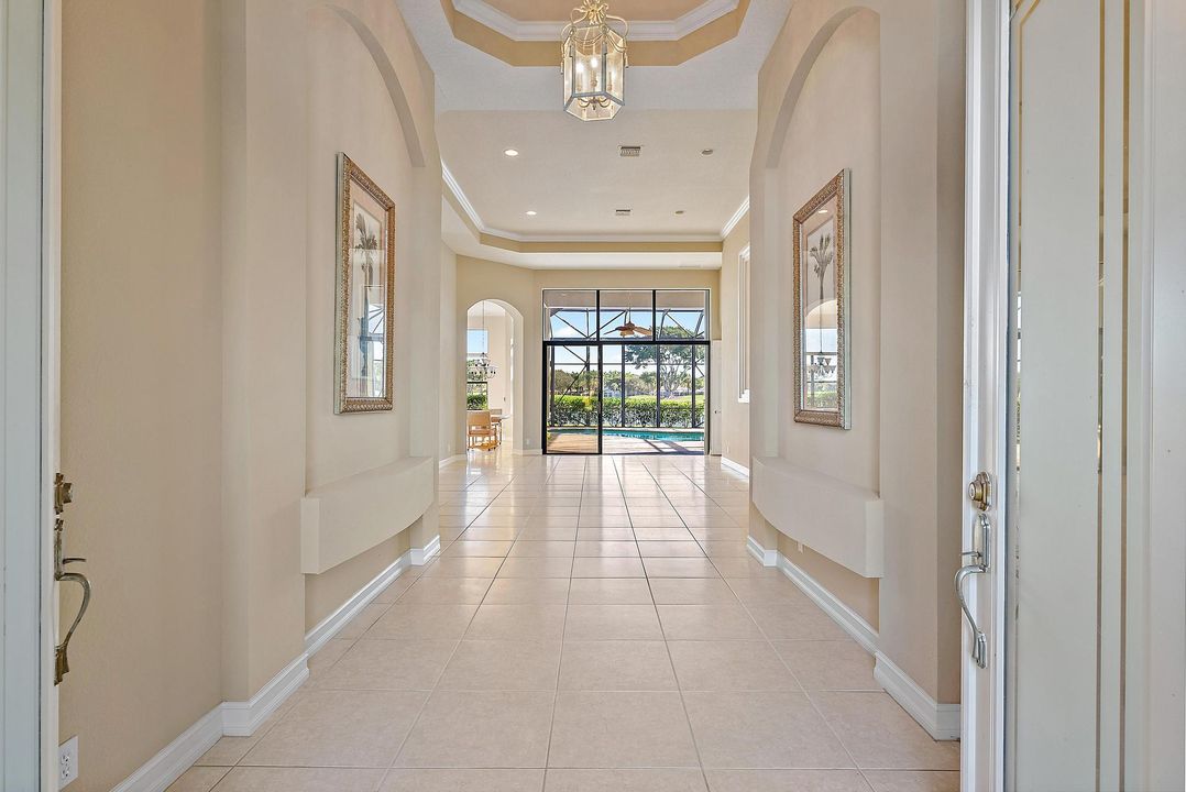 Под контрактом: $1,395,000 (3 спален, 3 ванн, 2853 Квадратных фут)