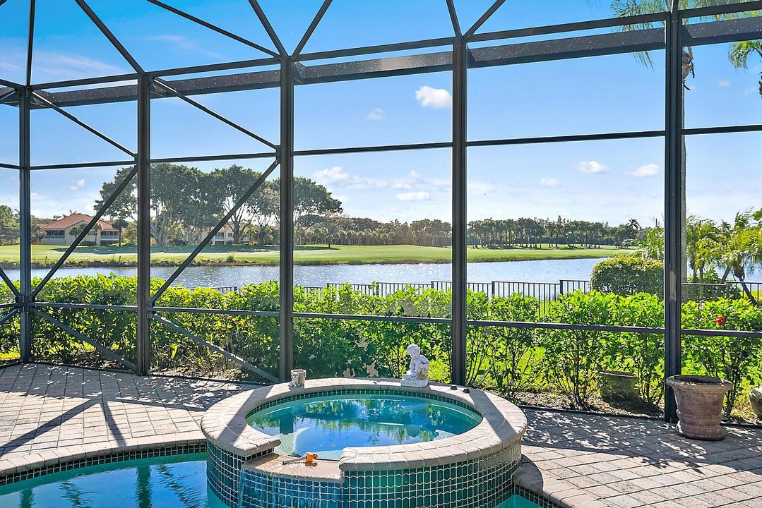 Под контрактом: $1,395,000 (3 спален, 3 ванн, 2853 Квадратных фут)