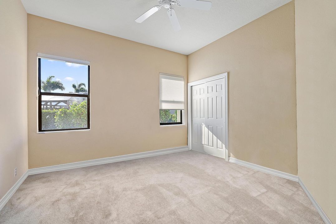 Под контрактом: $1,395,000 (3 спален, 3 ванн, 2853 Квадратных фут)