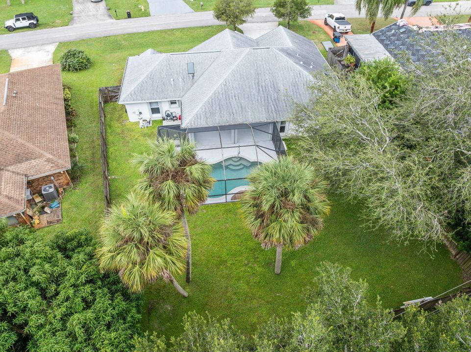 Activo con contrato: $374,900 (3 camas, 2 baños, 1637 Pies cuadrados)