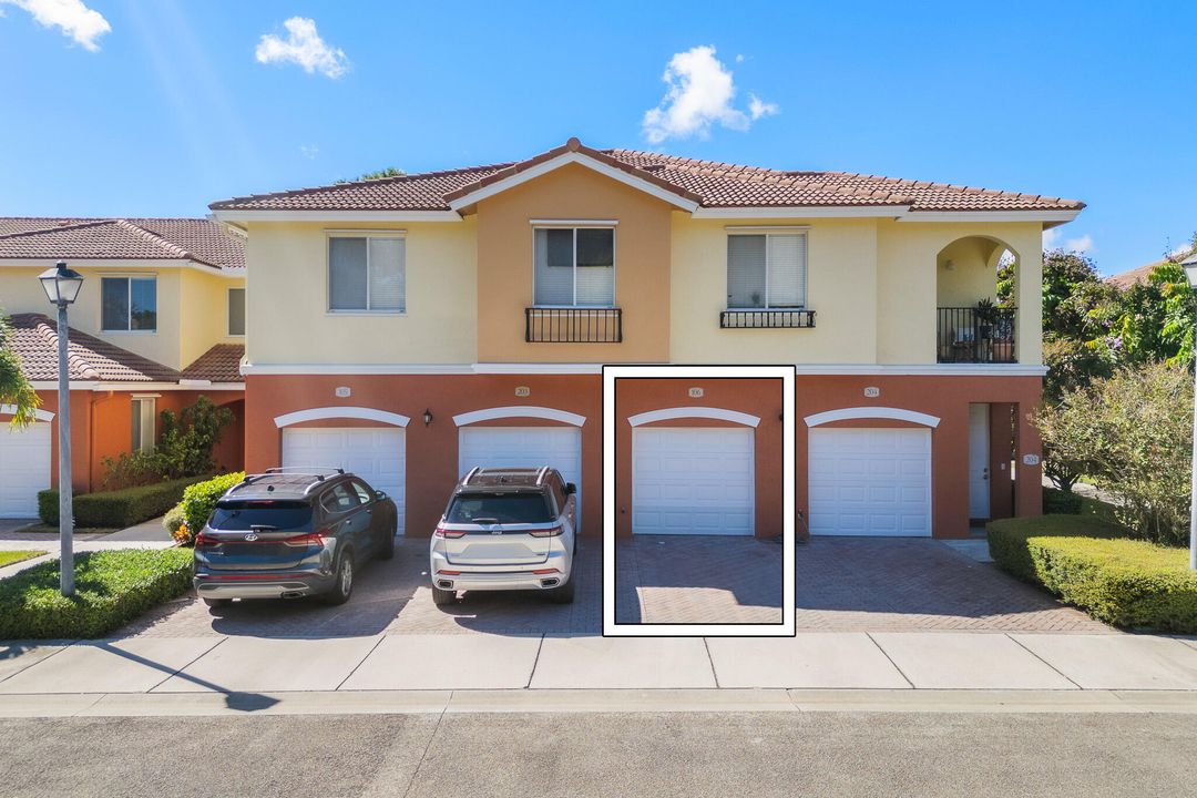 待售: $289,900 (3 贝兹, 2 浴室, 1157 平方英尺)