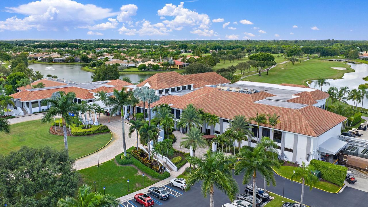 Под контрактом: $1,395,000 (3 спален, 3 ванн, 2853 Квадратных фут)