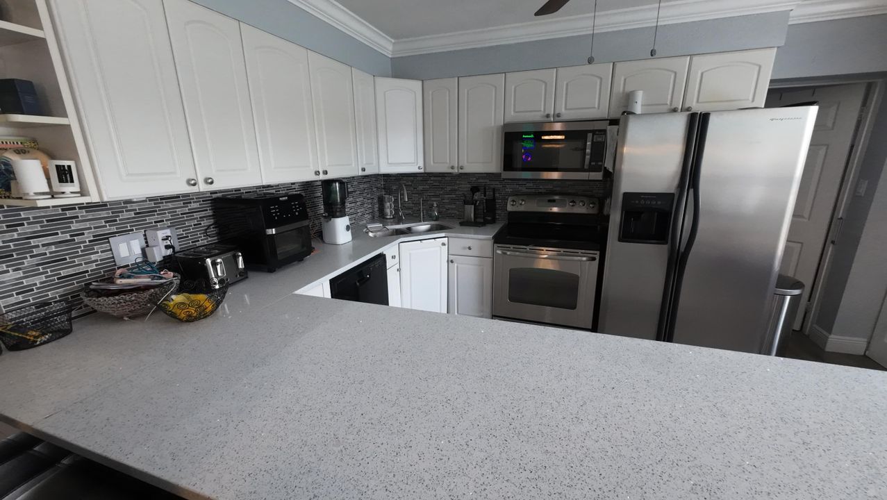 待售: $499,999 (3 贝兹, 2 浴室, 1104 平方英尺)