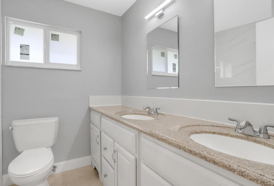 合同活跃: $4,250 (4 贝兹, 2 浴室, 1622 平方英尺)