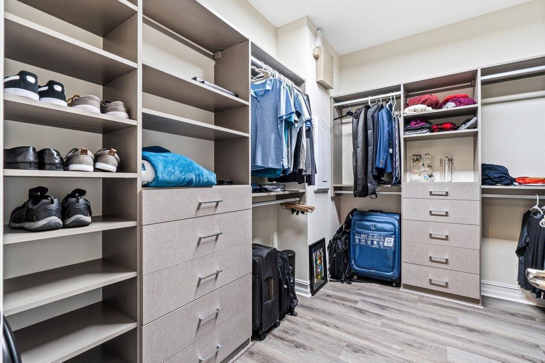 En Venta: $525,000 (3 camas, 2 baños, 2222 Pies cuadrados)