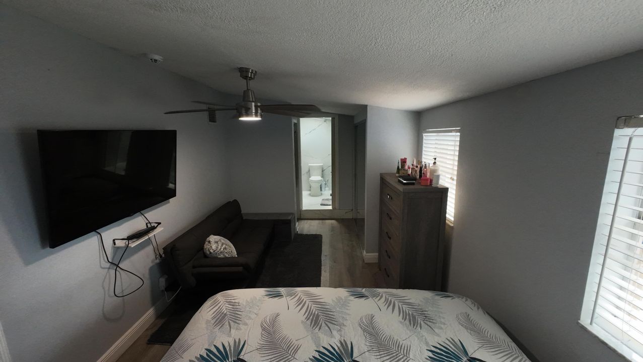 待售: $499,999 (3 贝兹, 2 浴室, 1104 平方英尺)