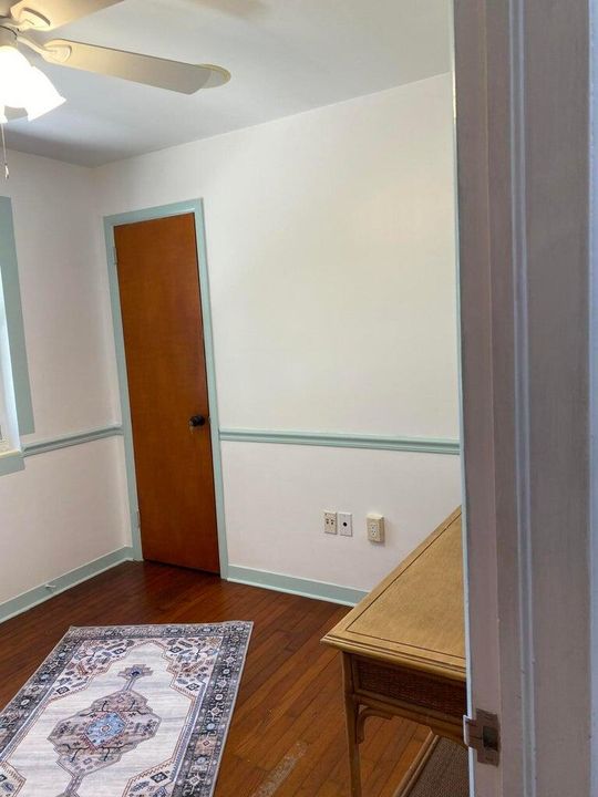 Под контрактом: $690,000 (0 спален, 0 ванн, 1 Квадратных фут)