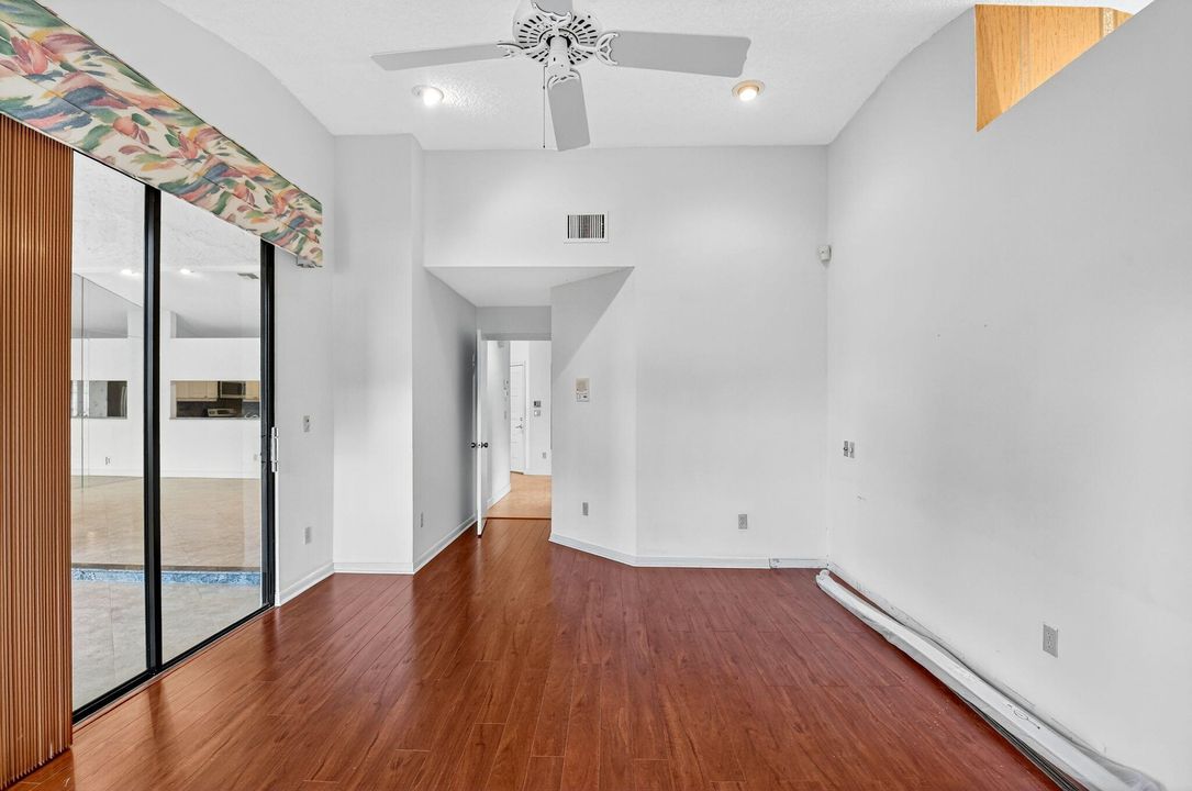 For Sale: $260,000 (3 beds, 2 baths, 1676 Square Feet)