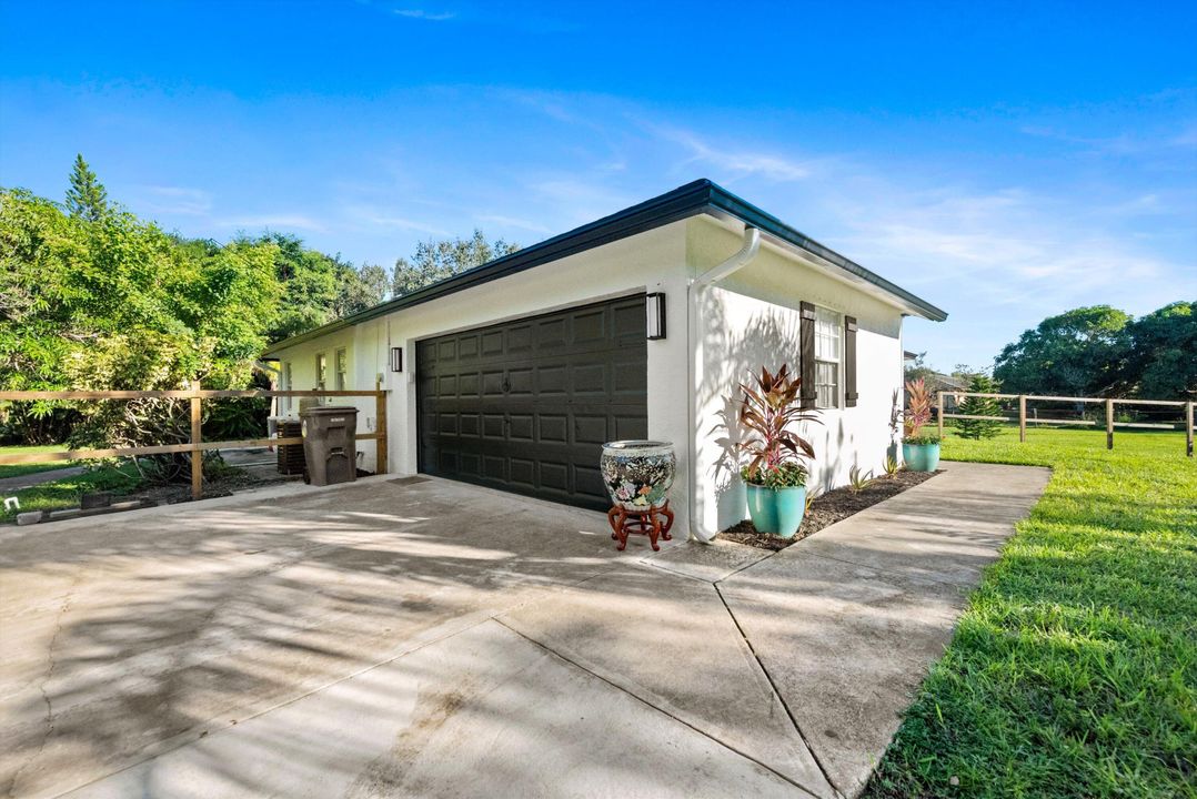 En Venta: $930,000 (3 camas, 2 baños, 1484 Pies cuadrados)