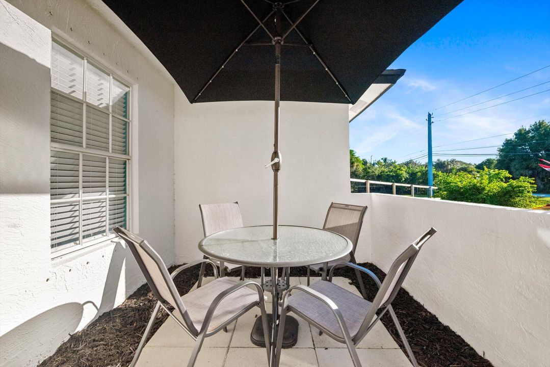 En Venta: $930,000 (3 camas, 2 baños, 1484 Pies cuadrados)