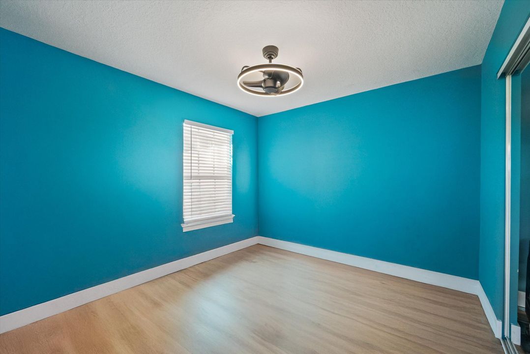 En Venta: $930,000 (3 camas, 2 baños, 1484 Pies cuadrados)