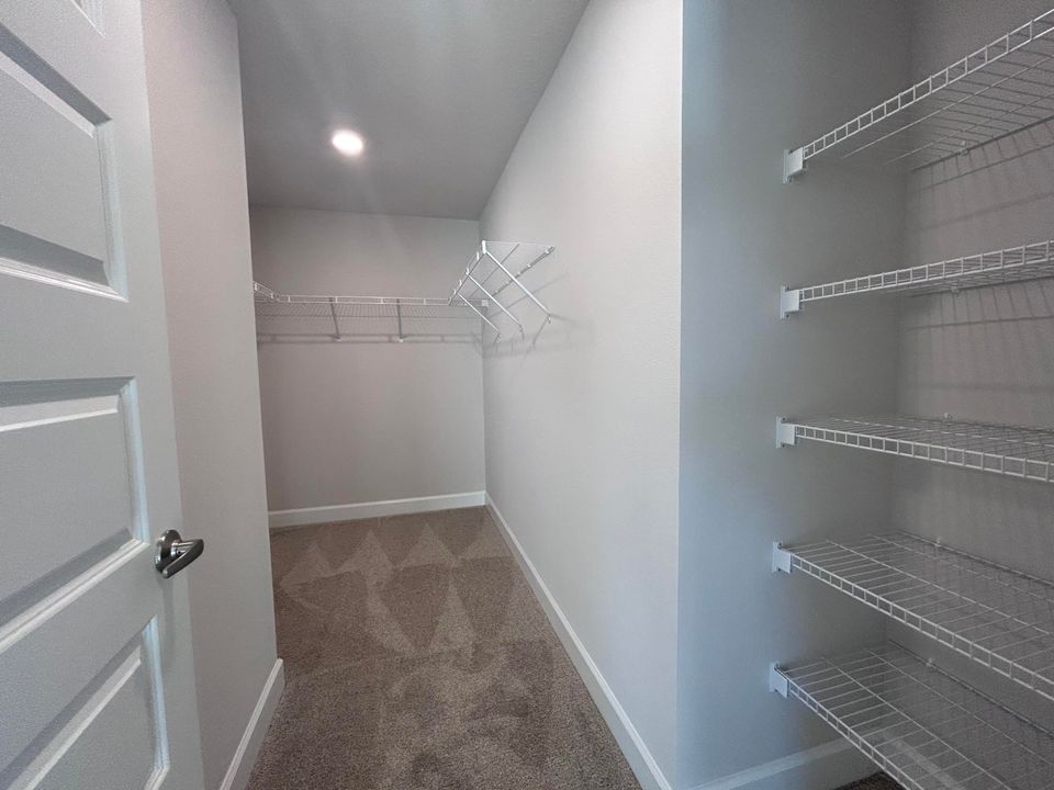 Active With Contract: $347,612 (3 beds, 2 baths, 1780 Square Feet)