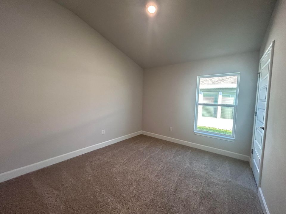 Active With Contract: $347,612 (3 beds, 2 baths, 1780 Square Feet)