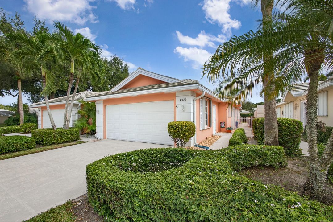 合同活跃: $510,000 (2 贝兹, 2 浴室, 1525 平方英尺)