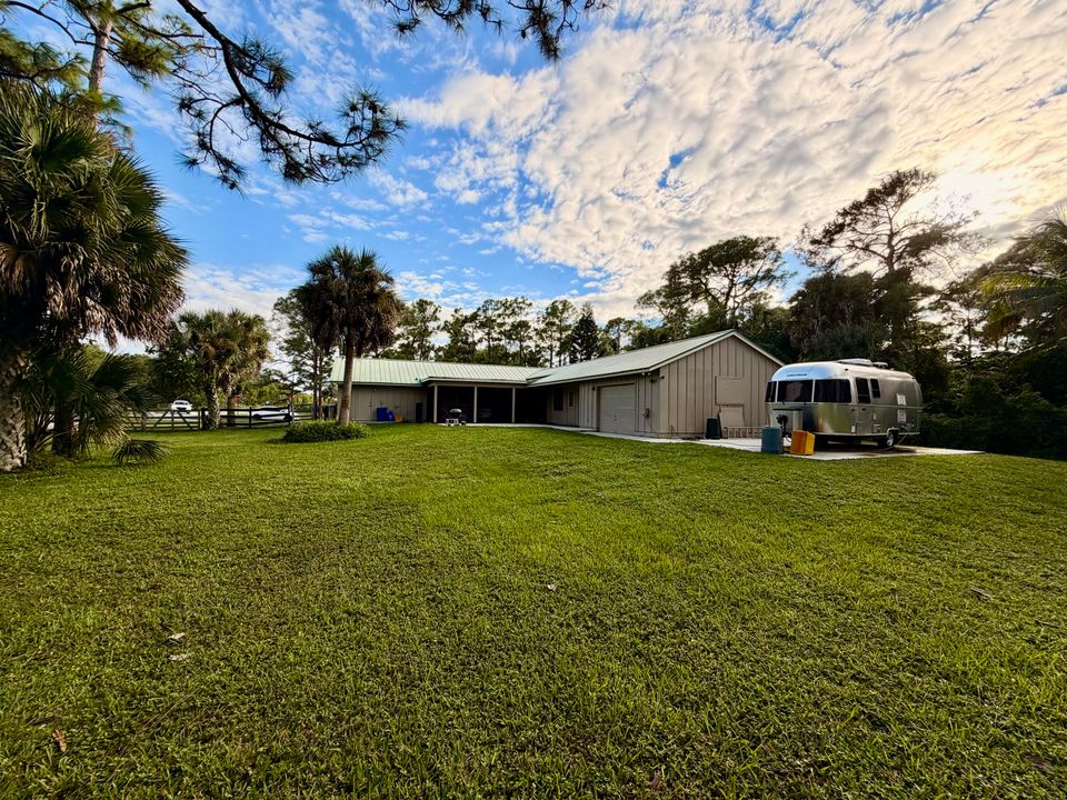 For Sale: $675,000 (4 beds, 3 baths, 2827 Square Feet)