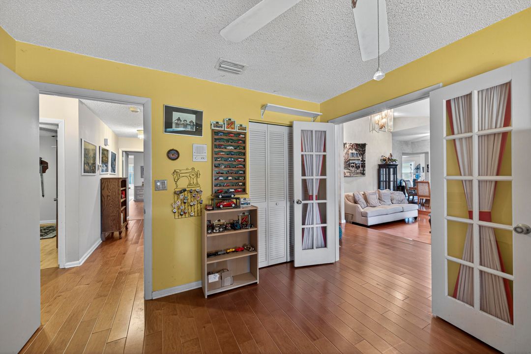 На продажу: $1,299,000 (4 спален, 2 ванн, 2747 Квадратных фут)