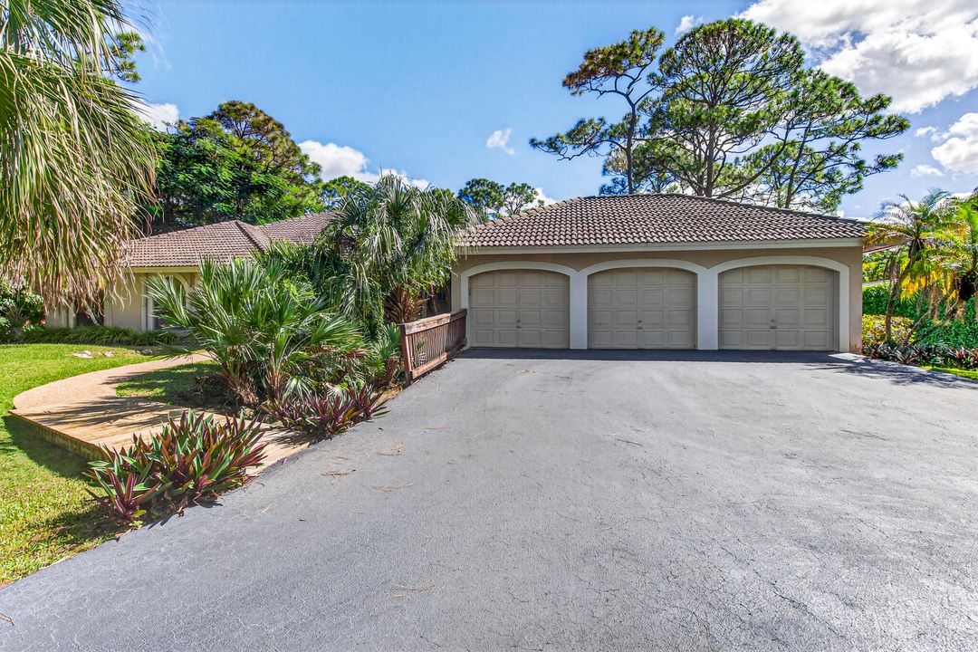 На продажу: $1,299,000 (4 спален, 2 ванн, 2747 Квадратных фут)