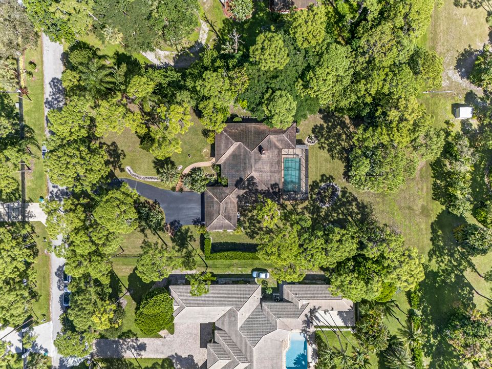 На продажу: $1,299,000 (4 спален, 2 ванн, 2747 Квадратных фут)