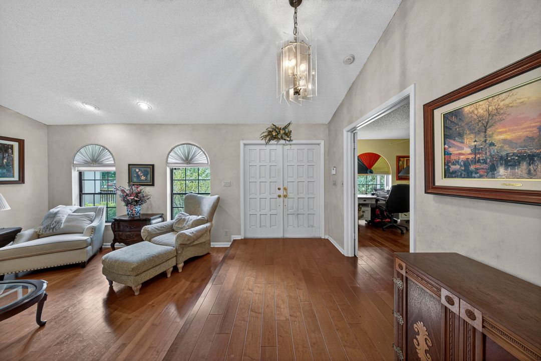 На продажу: $1,299,000 (4 спален, 2 ванн, 2747 Квадратных фут)